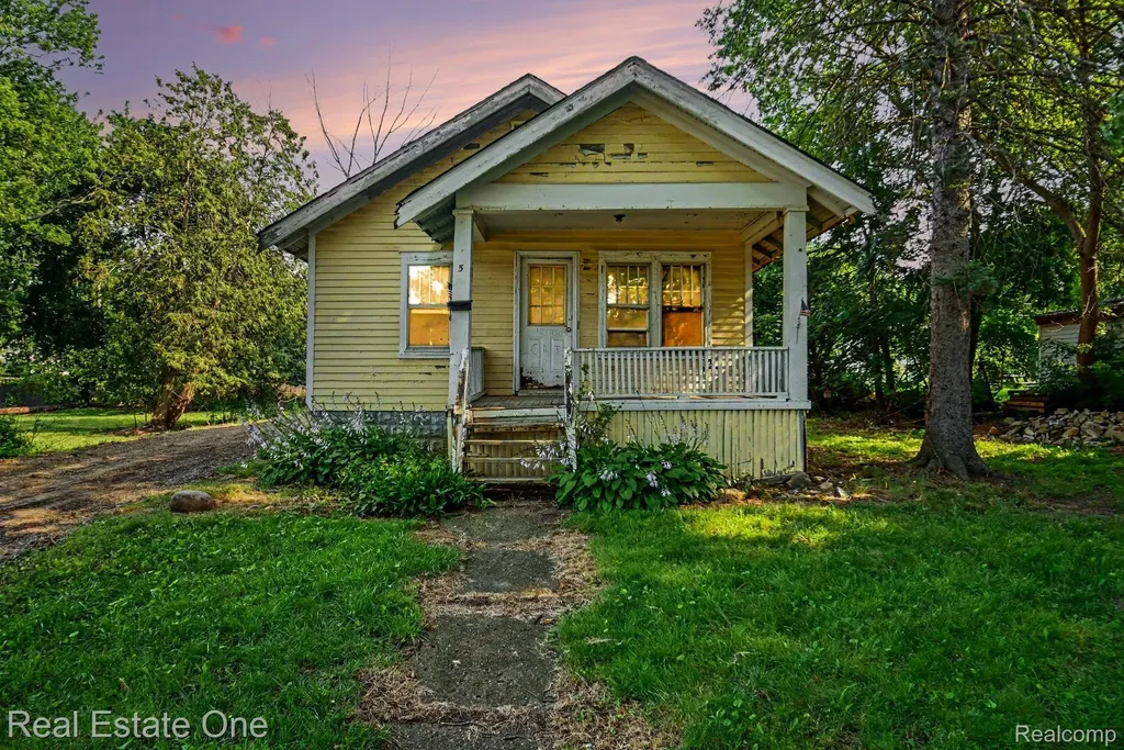 5 3rd Street Yale City MI 48097
