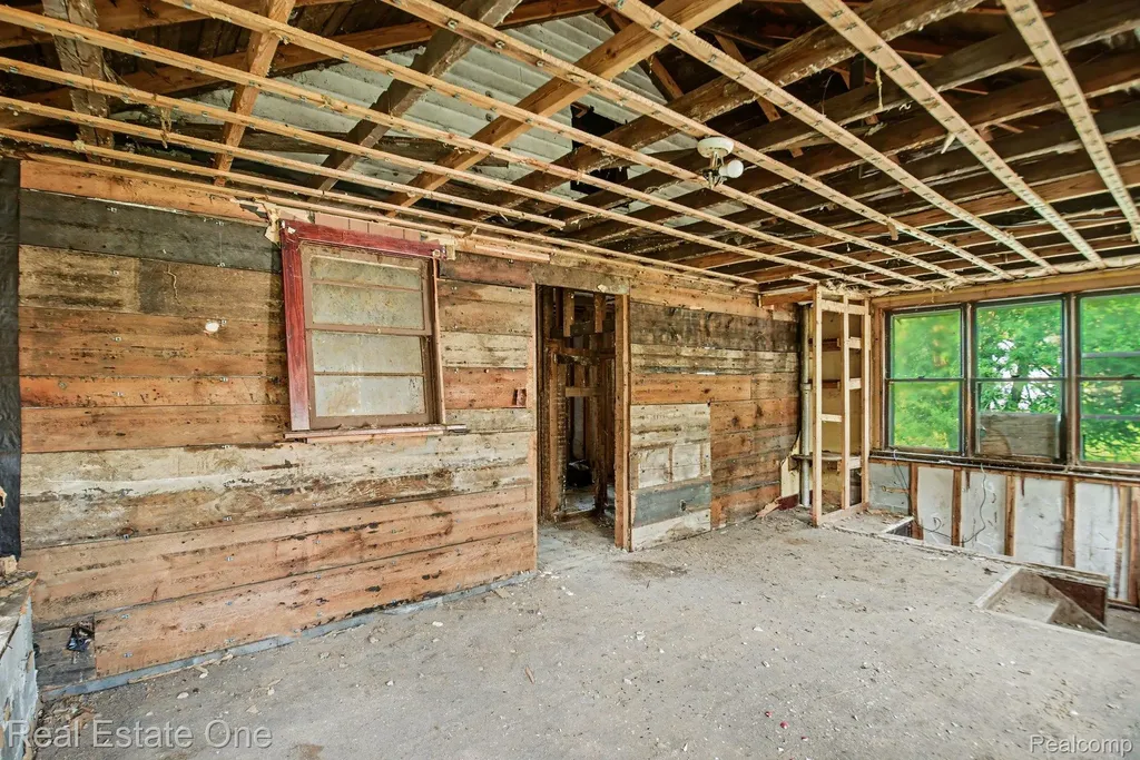 5 3rd Street Yale City MI 48097