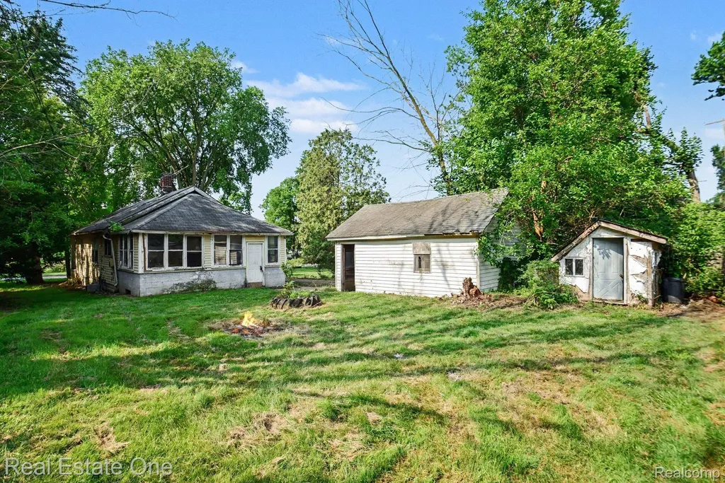 5 3rd Street Yale City MI 48097