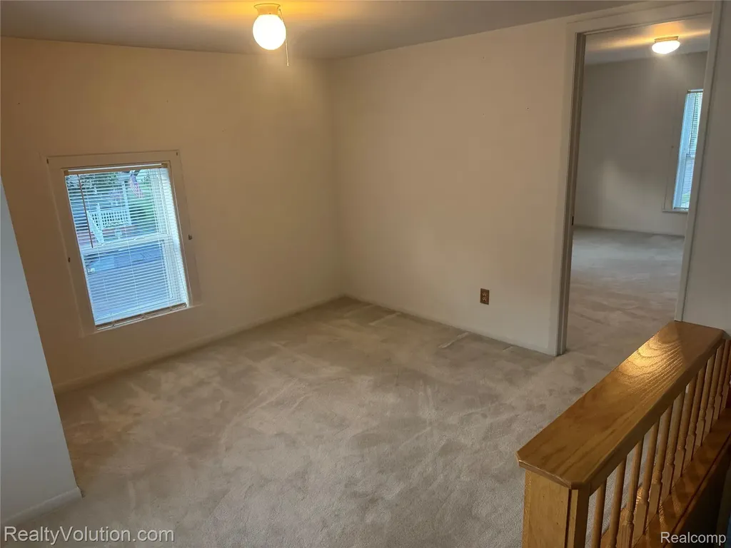 727 W Park Street Lapeer City MI 48446