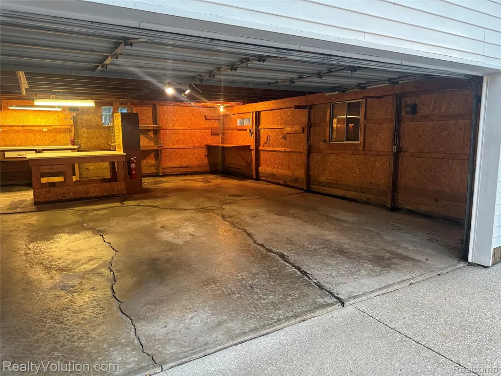 727 W Park Street Lapeer City MI 48446