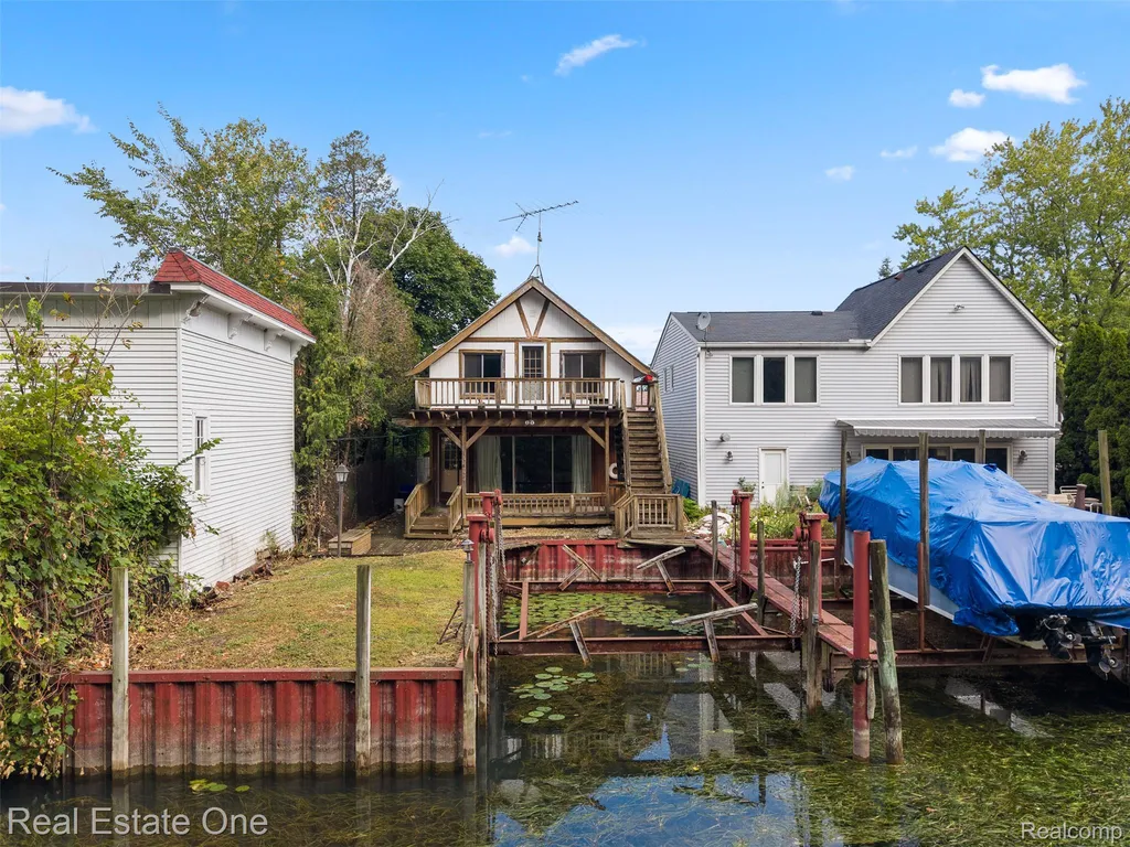 14356 Harbor Island Detroit City MI 48215