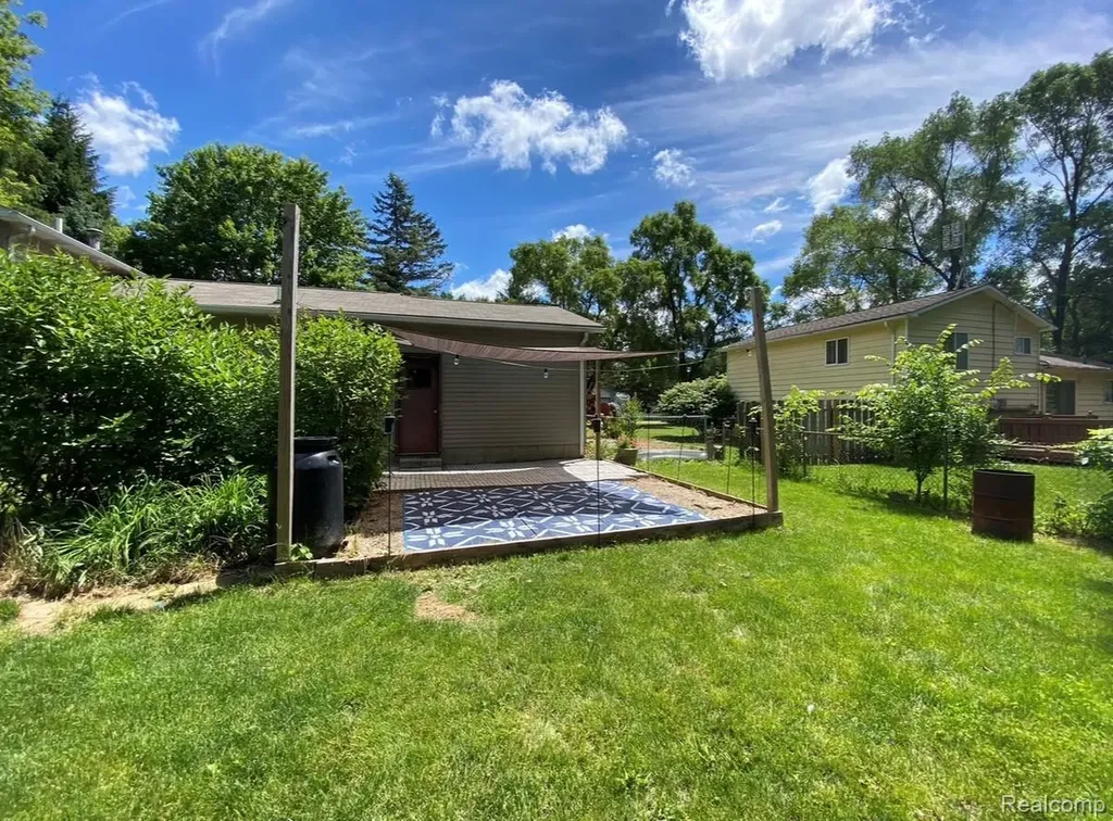 9523 Waite Drive Tyrone Township MI 48430