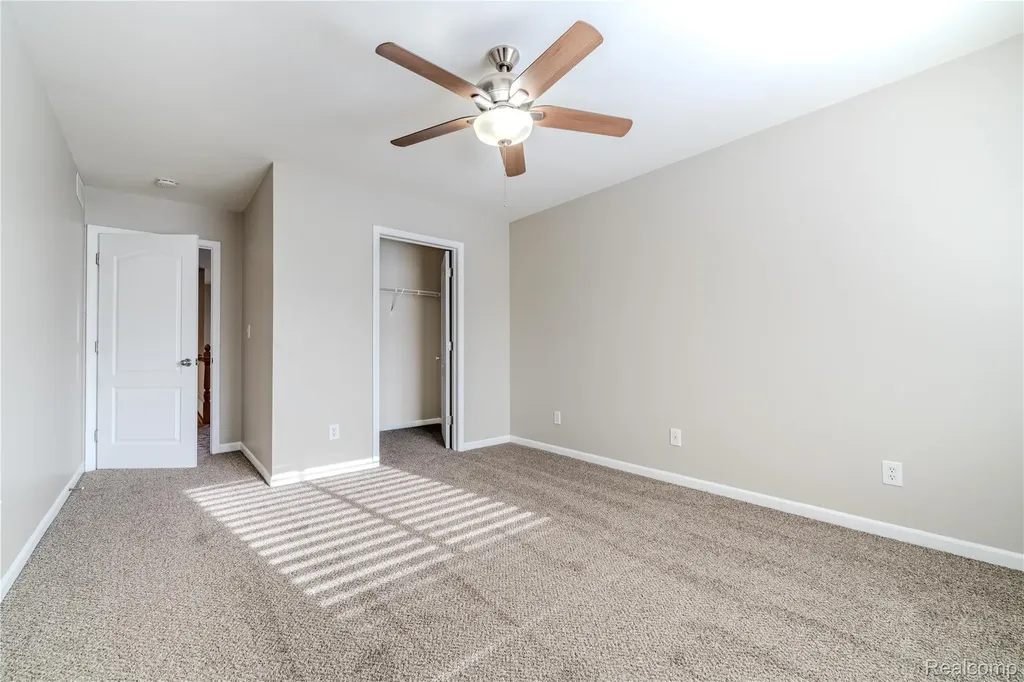 1030 Lorenzo Court Troy City MI 48085