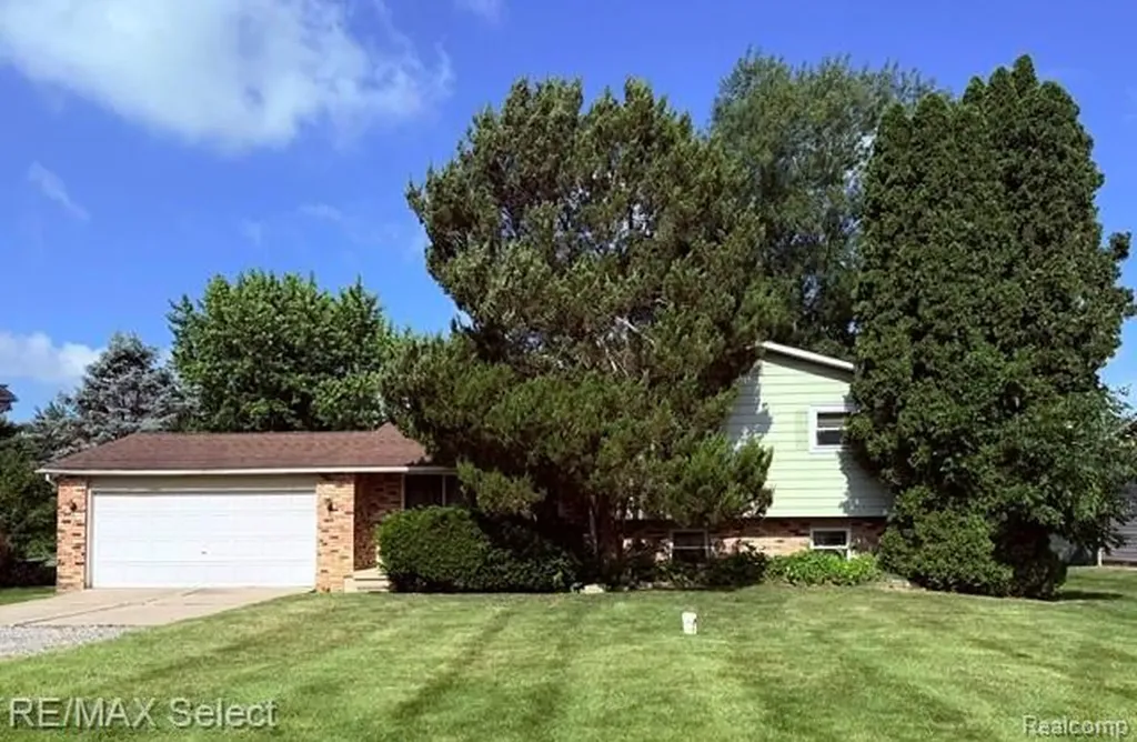 7066 Sharp Road Mundy Township MI 48473