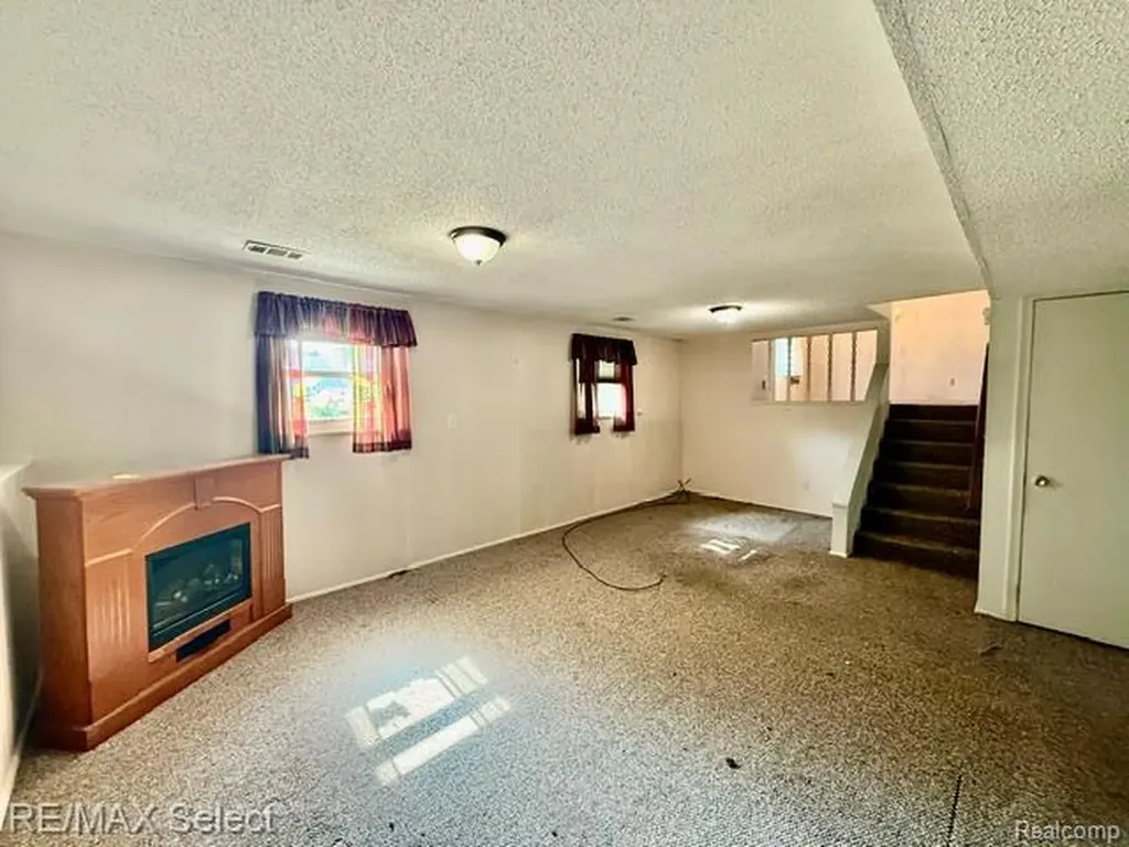 7066 Sharp Road Mundy Township MI 48473