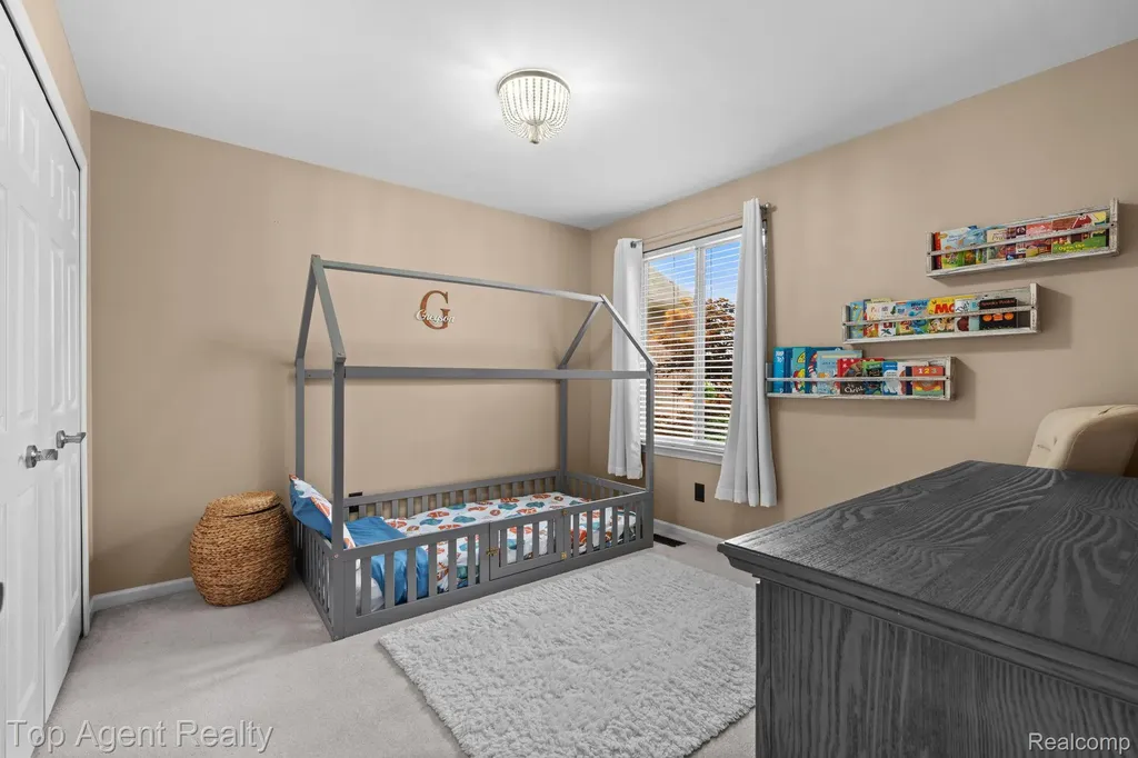 50800 Alden Drive Macomb Township MI 48044