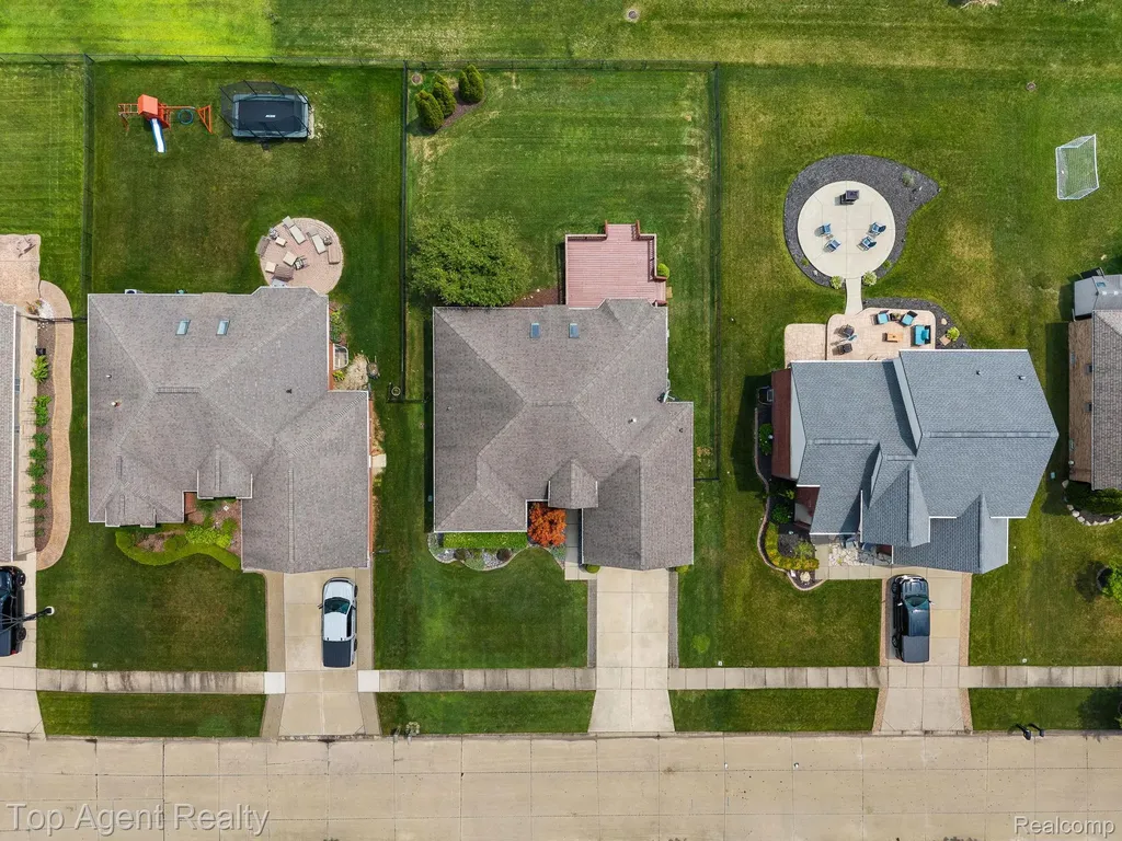 50800 Alden Drive Macomb Township MI 48044