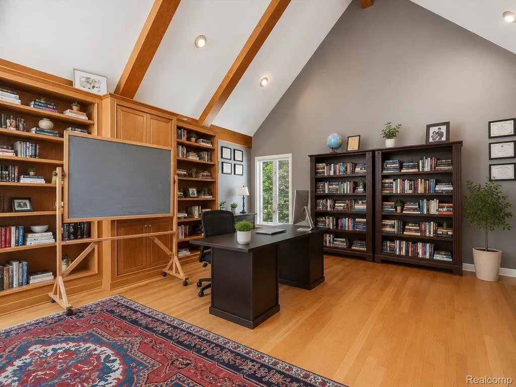 3104 Quarton Road Bloomfield Charter Township MI 48304