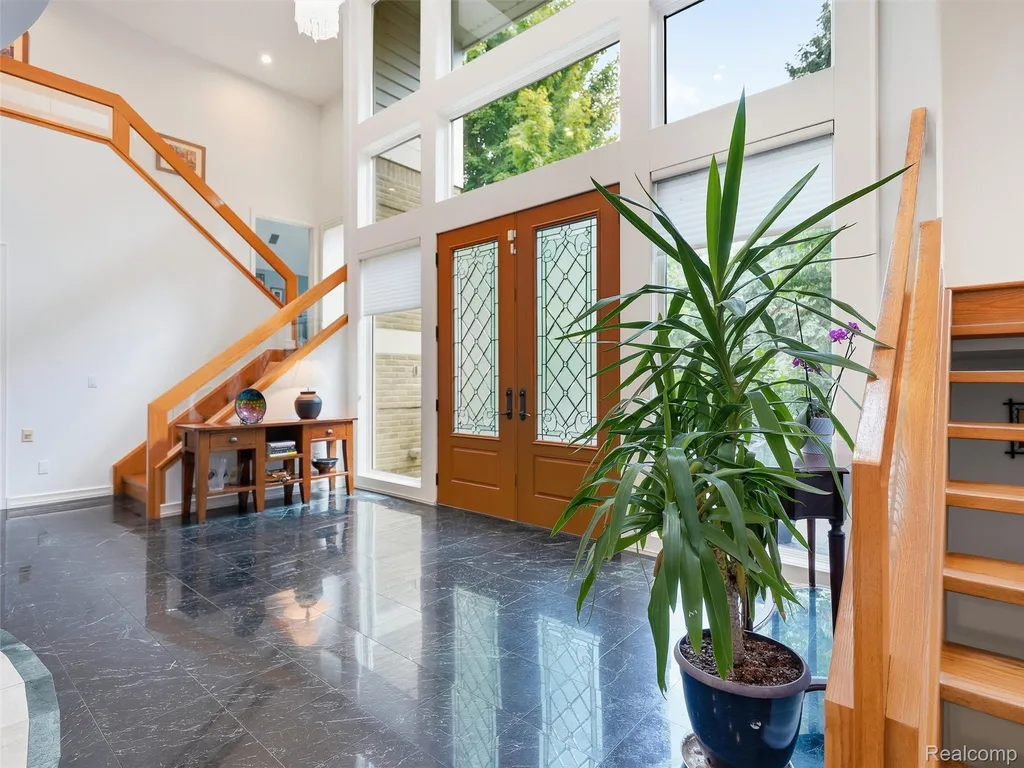 3104 Quarton Road Bloomfield Charter Township MI 48304