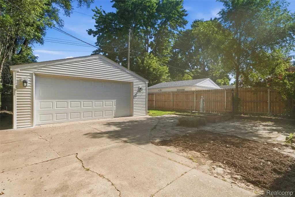 19597 Stafford Street Clinton Charter Township MI 48035
