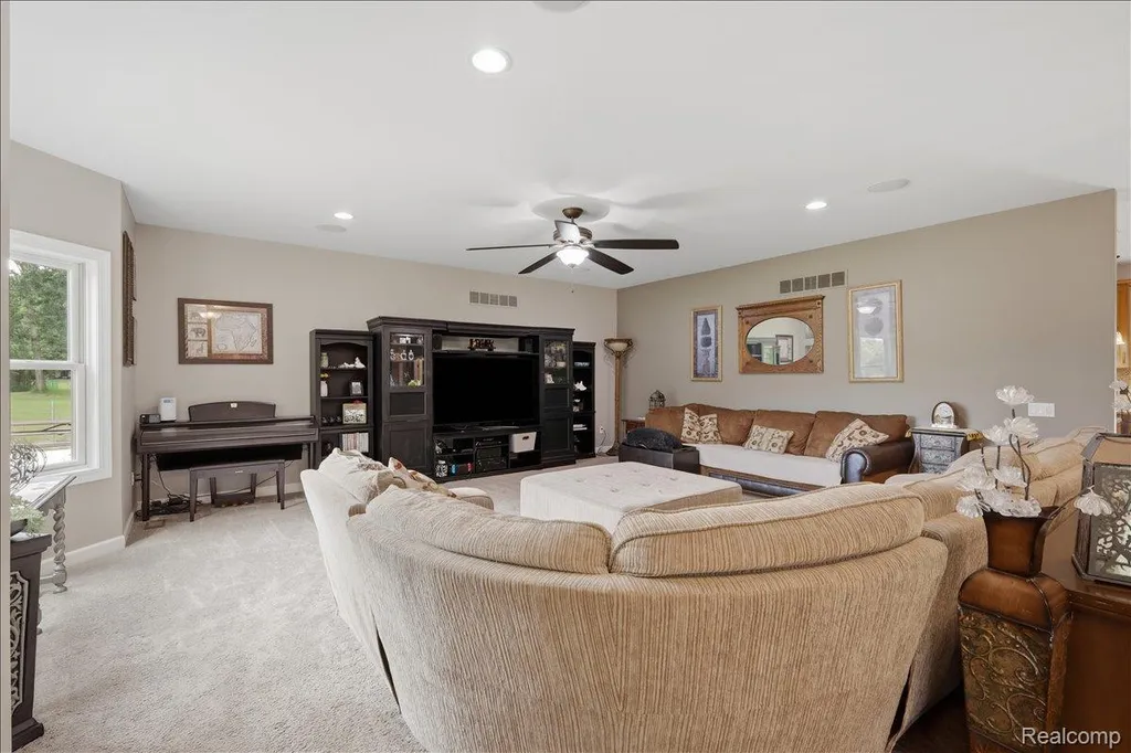 1350 Bald Eagle Lake Road Groveland Township MI 48462