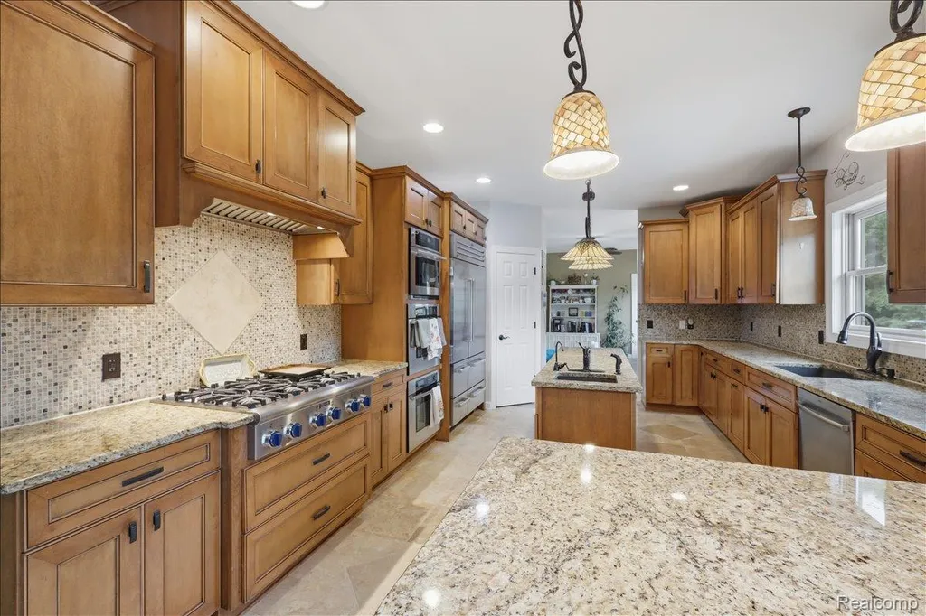 1350 Bald Eagle Lake Road Groveland Township MI 48462