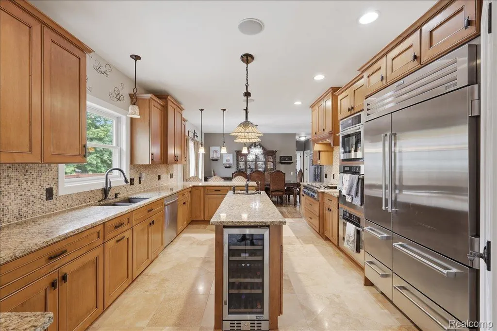 1350 Bald Eagle Lake Road Groveland Township MI 48462