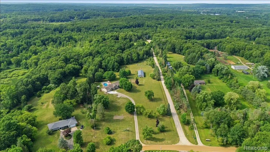 1350 Bald Eagle Lake Road Groveland Township MI 48462