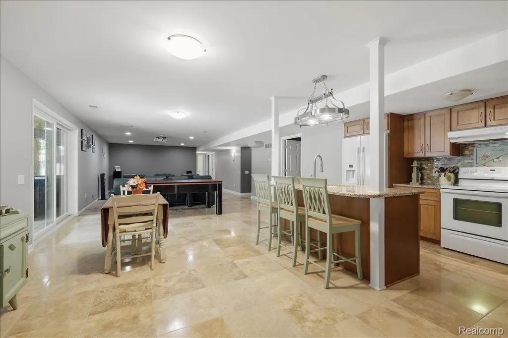 1350 Bald Eagle Lake Road Groveland Township MI 48462