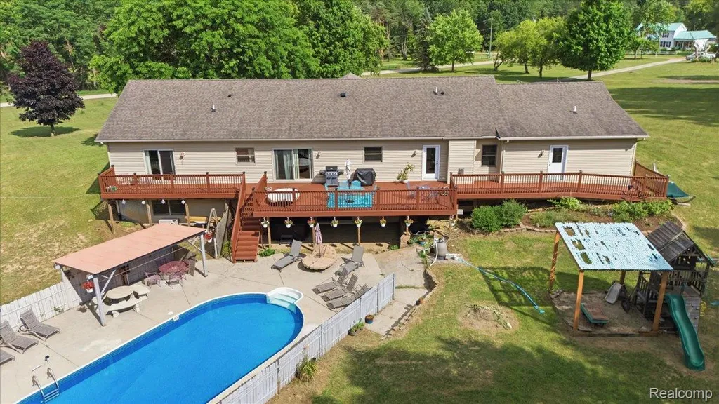 1350 Bald Eagle Lake Road Groveland Township MI 48462