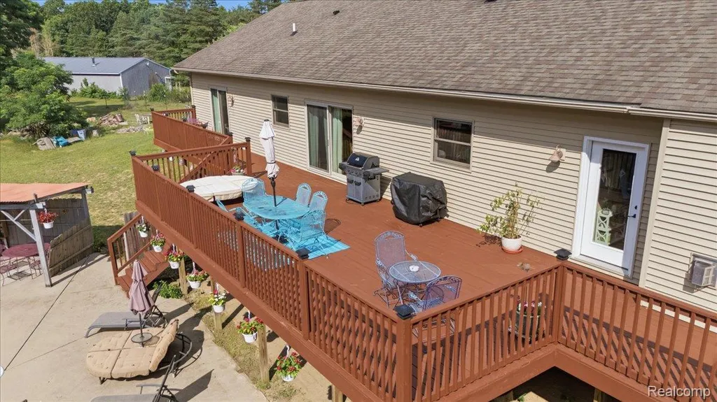 1350 Bald Eagle Lake Road Groveland Township MI 48462