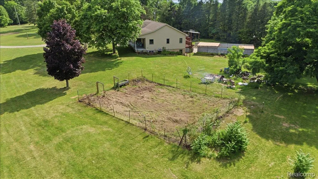 1350 Bald Eagle Lake Road Groveland Township MI 48462