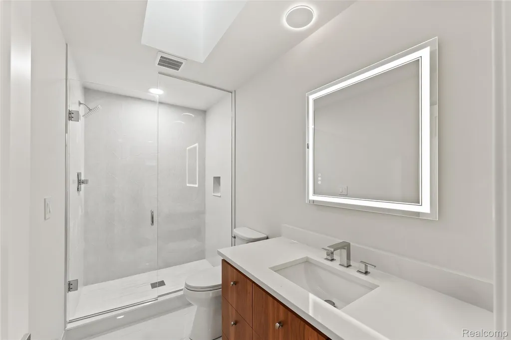 4154 Nearbrook Road Bloomfield Hills City MI 48302