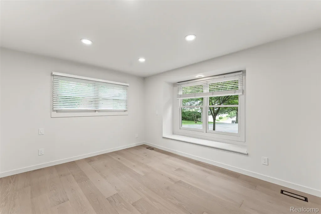 4154 Nearbrook Road Bloomfield Hills City MI 48302