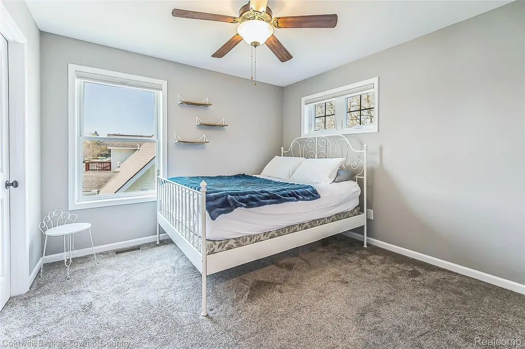 11634 Island Court Hartland Township MI 48353