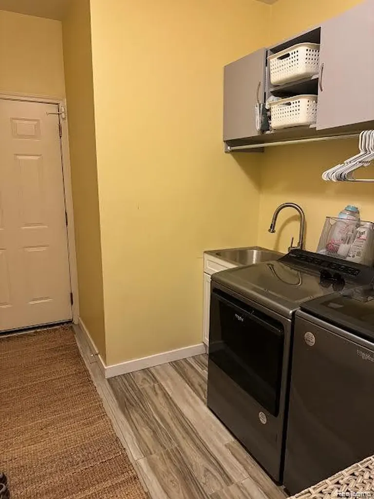 47544 Pembroke Drive Canton Charter Township MI 48188
