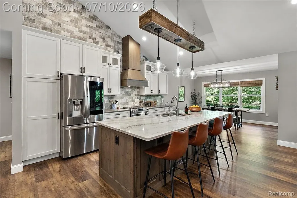 13205 Hogan Road Fenton Charter Township MI 48451
