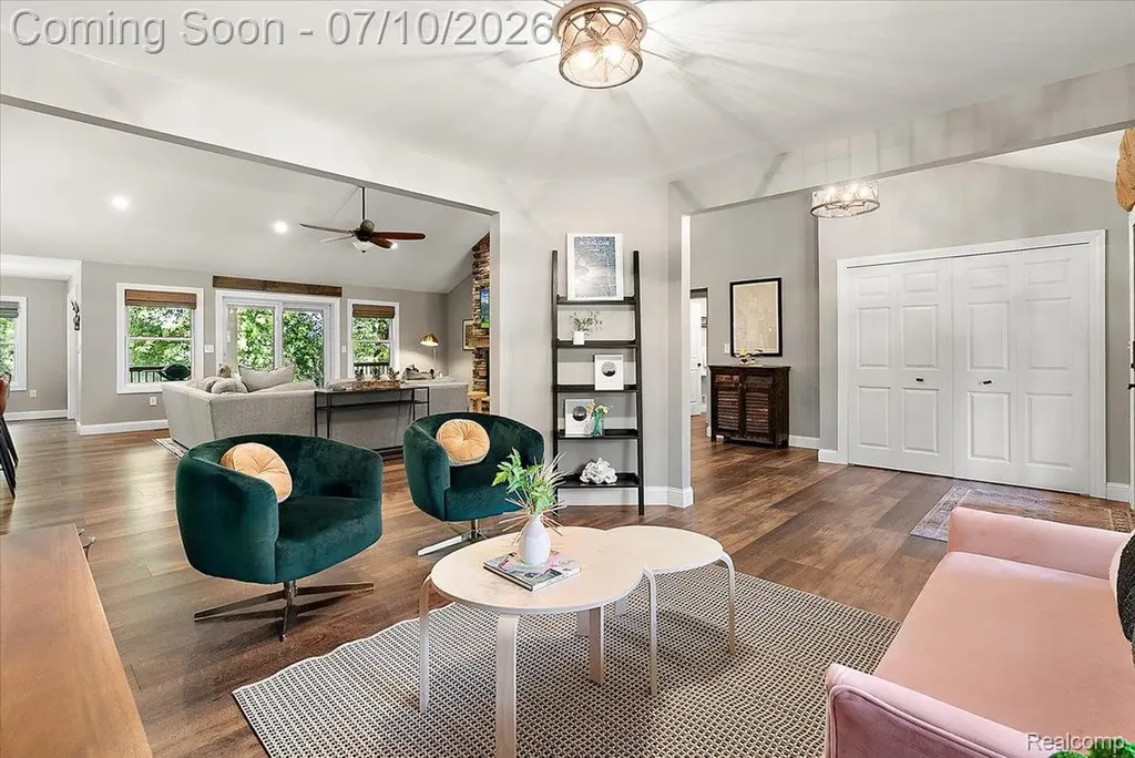 13205 Hogan Road Fenton Charter Township MI 48451