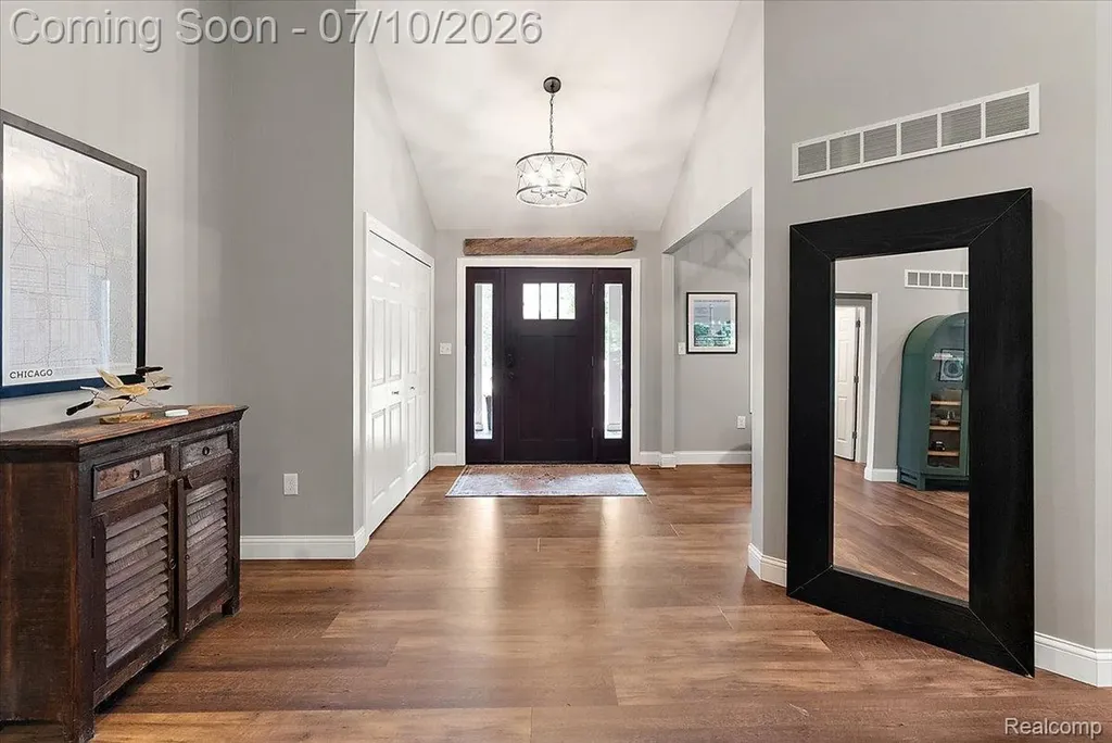 13205 Hogan Road Fenton Charter Township MI 48451