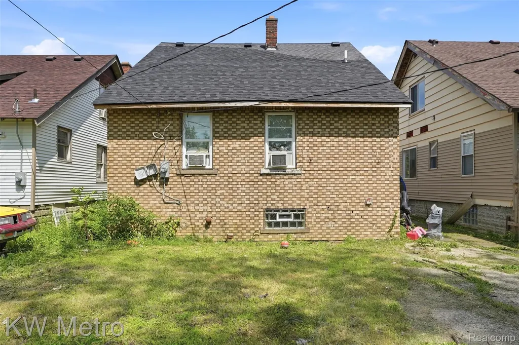 9941 Pinehurst Street Detroit City MI 48204