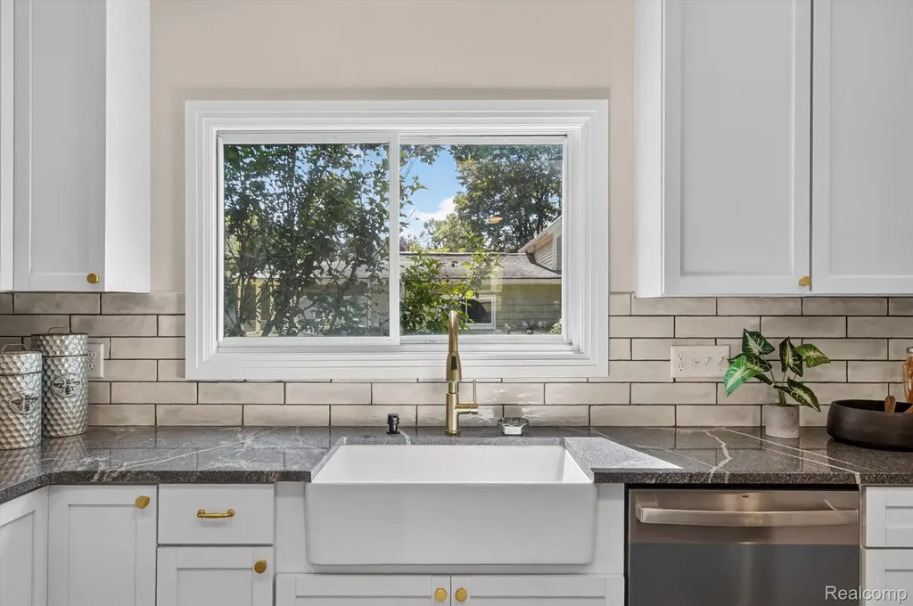 714 Atlantic Street Milford Village MI 48381