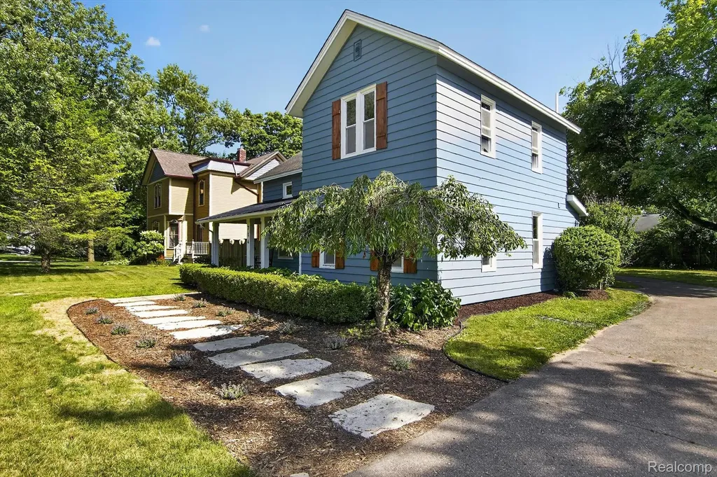 714 Atlantic Street Milford Village MI 48381
