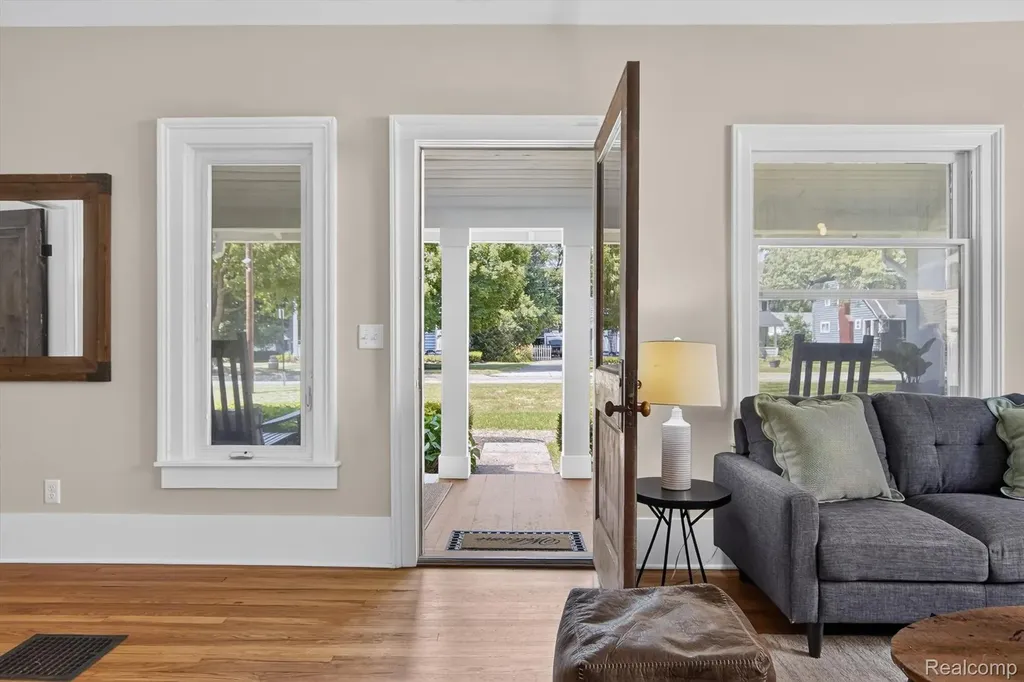 714 Atlantic Street Milford Village MI 48381
