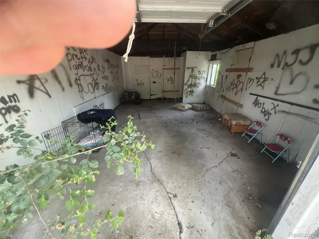 15865 Collingham Drive Detroit City MI 48205