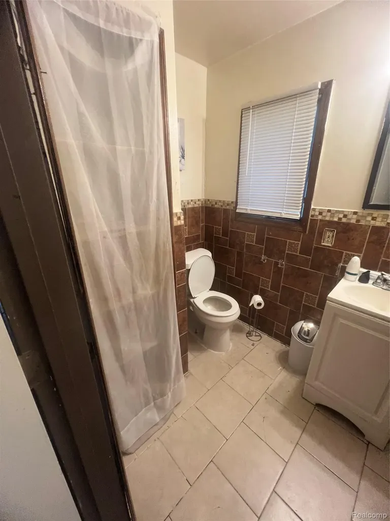 15865 Collingham Drive Detroit City MI 48205