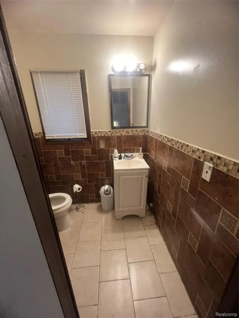 15865 Collingham Drive Detroit City MI 48205