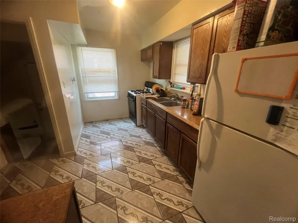 15865 Collingham Drive Detroit City MI 48205