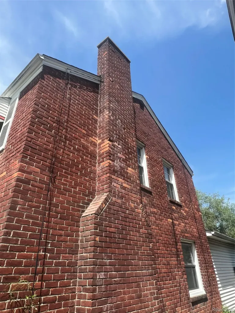 15865 Collingham Drive Detroit City MI 48205