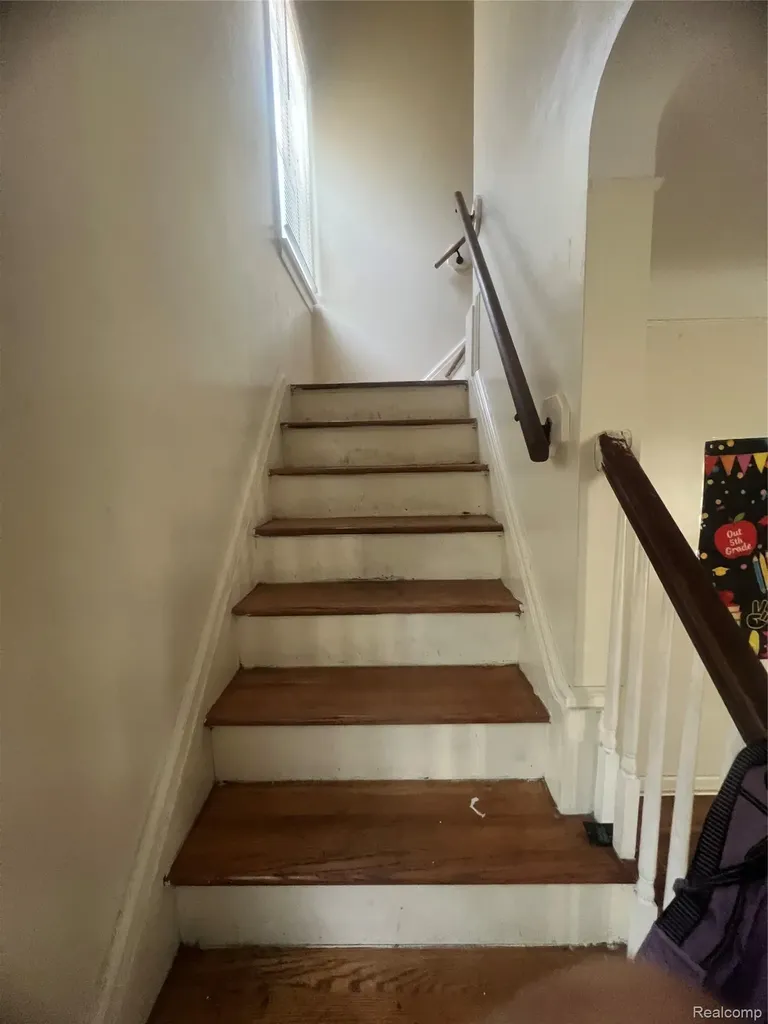 15865 Collingham Drive Detroit City MI 48205