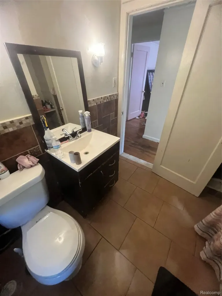 15865 Collingham Drive Detroit City MI 48205