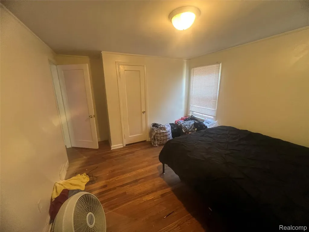 15865 Collingham Drive Detroit City MI 48205