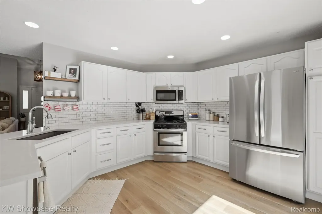 525 Aarons Way Brandon Charter Township MI 48462