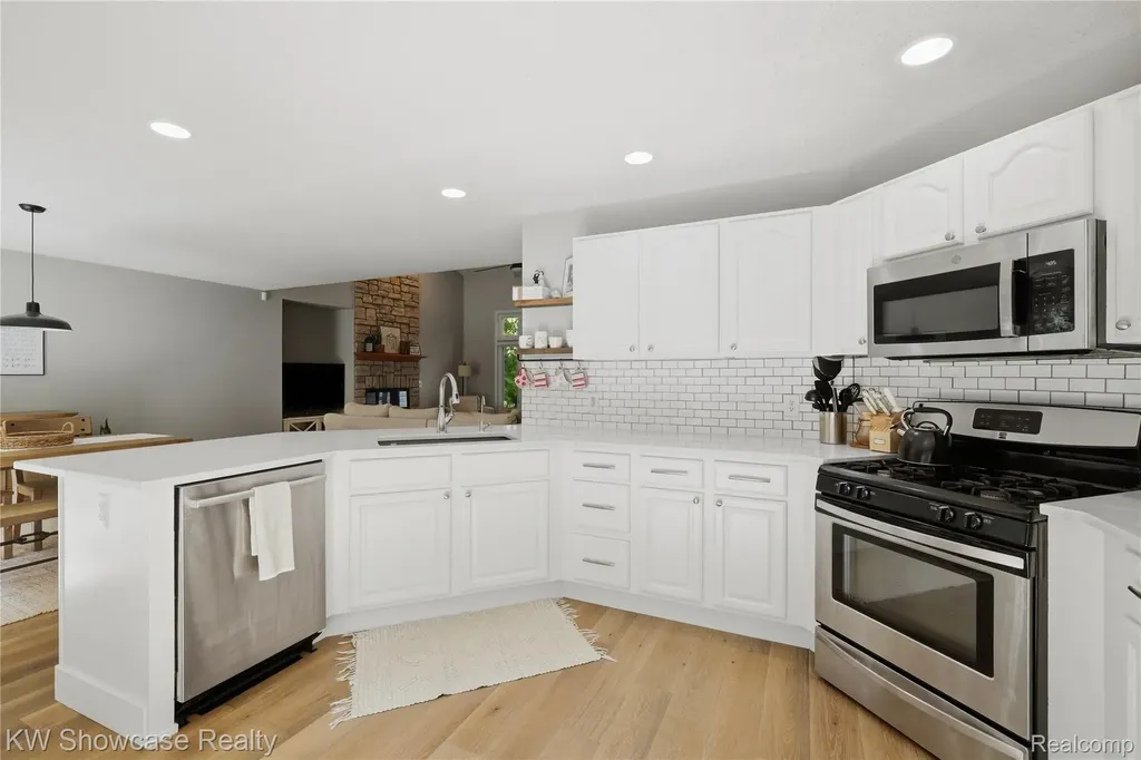 525 Aarons Way Brandon Charter Township MI 48462