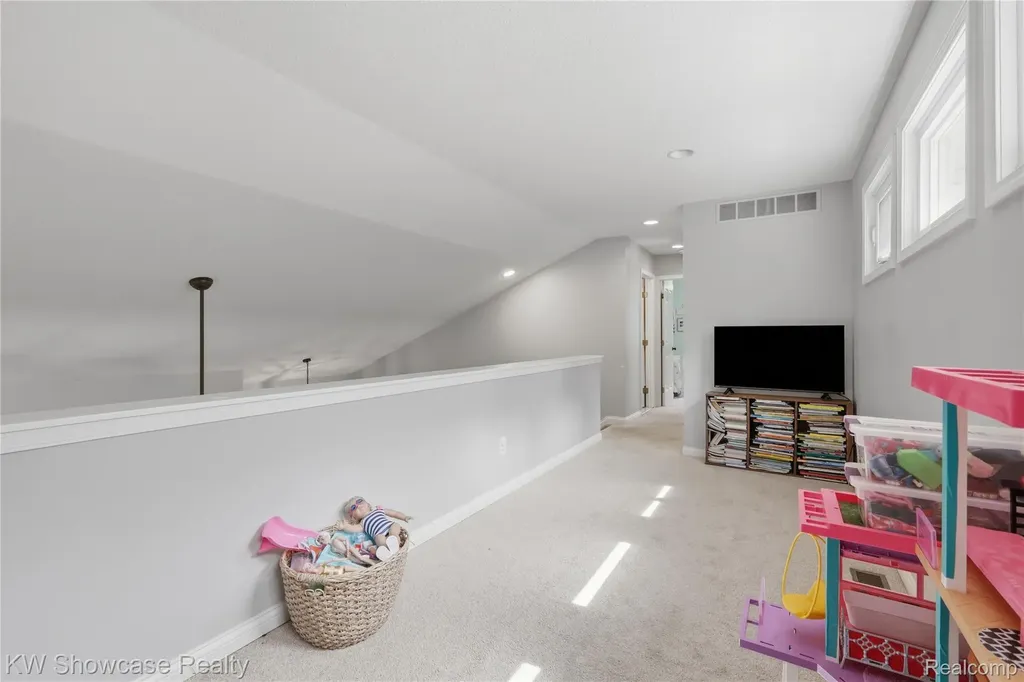 525 Aarons Way Brandon Charter Township MI 48462