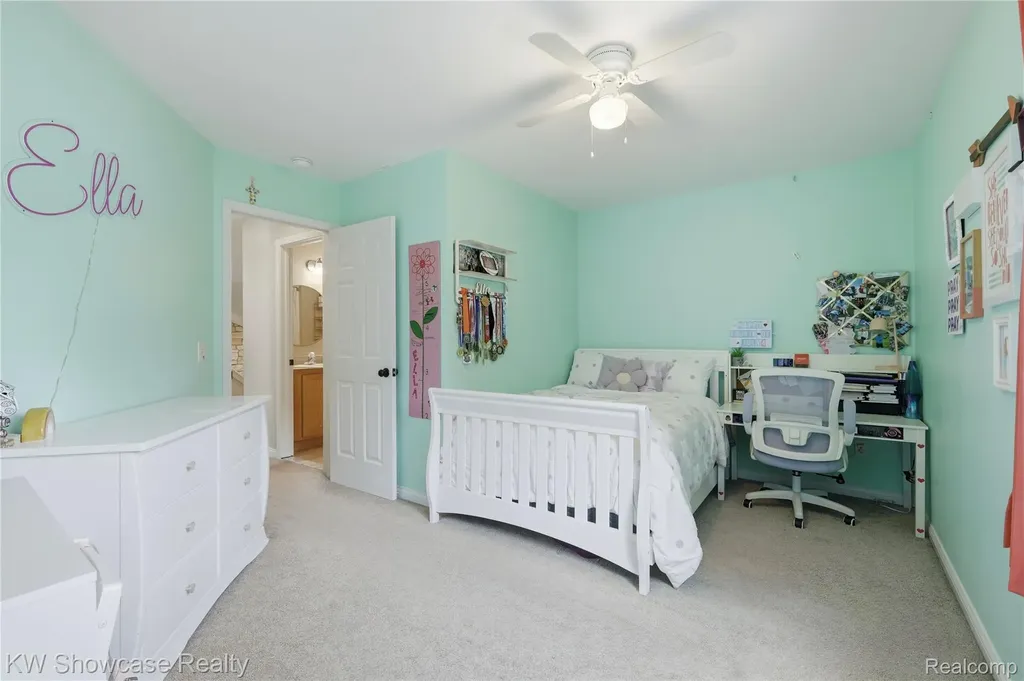 525 Aarons Way Brandon Charter Township MI 48462