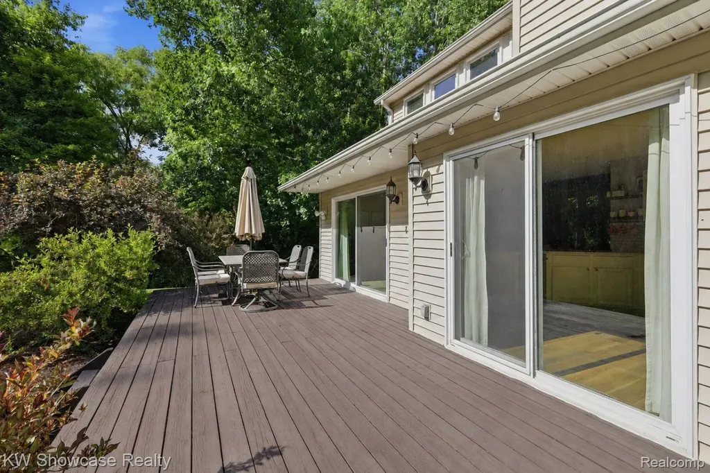 525 Aarons Way Brandon Charter Township MI 48462