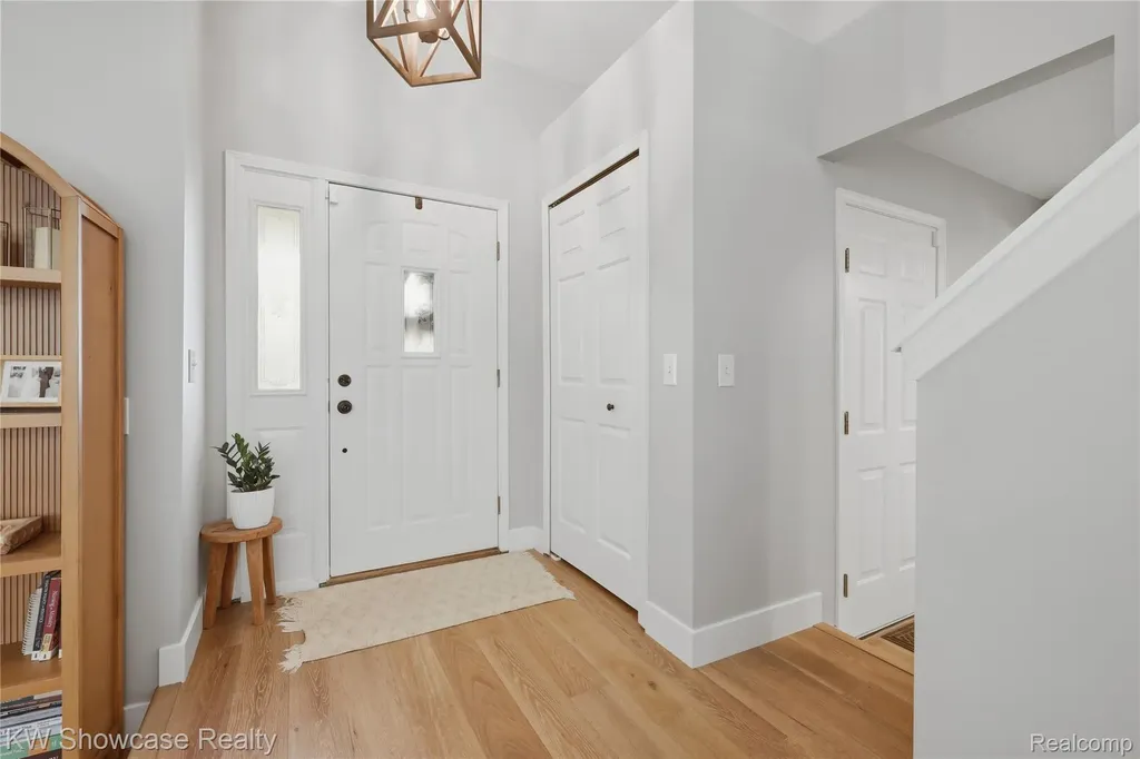 525 Aarons Way Brandon Charter Township MI 48462