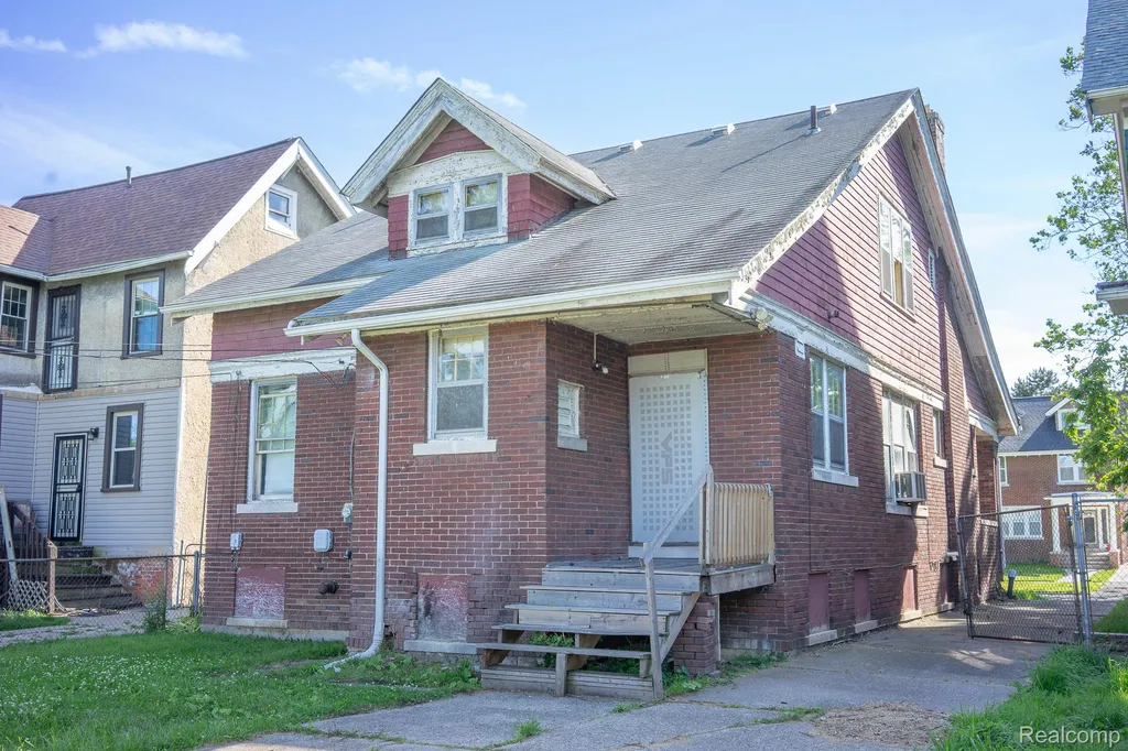 612 Lakewood Street Detroit City MI 48215