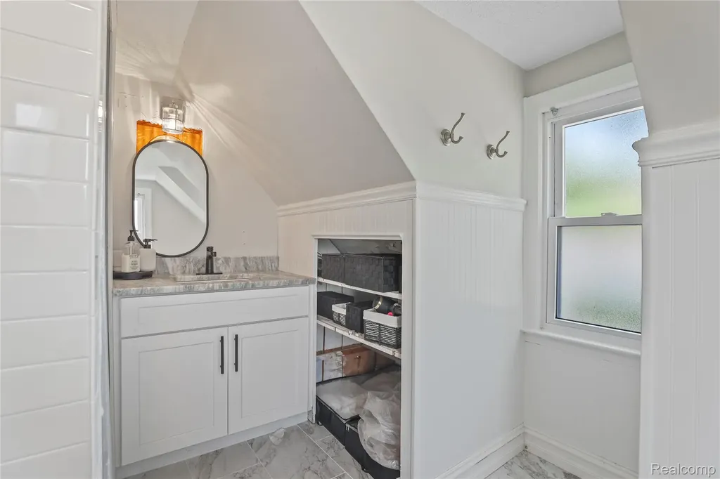 3051 Elmwood Drive Fort Gratiot Charter Township MI 48059